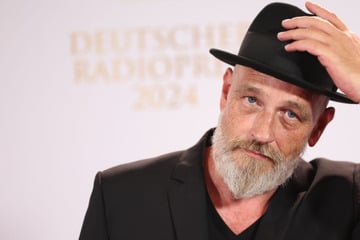 Krankheit zwingt Torsten Sträter zu Tour-Pause bis Ende März: Jetzt reagiert der WDR