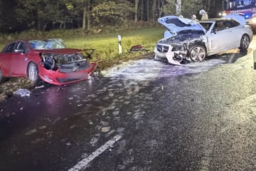 Tödlicher Unfall im Norden: Auto gerät in den Gegenverkehr