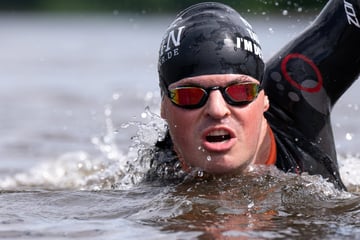 Dresden: Irrer Versuch gestartet: Dresdner will neuen Schwimm-Rekord aufstellen