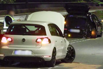 Waren Alkohol und Drogen im Spiel? Autorennen endet mit Unfall in Düsseldorfer Rheinalleetunnel