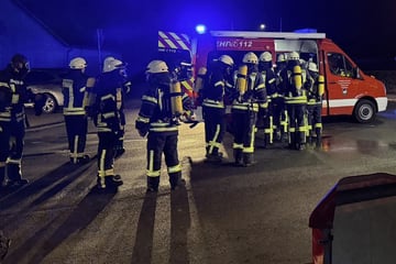 Brand in Flüchtlingsunterkunft: Feuerwehr im Großeinsatz