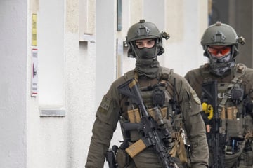 Anschlag in Frankfurt geplant: Ermittler nehmen 18-jährigen IS-Anhänger fest!