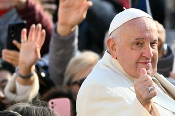 Vatican shares optimistic update on Pope Francis two weeks into hospital stay