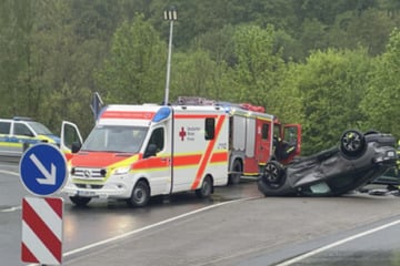 Auto übersehen? Crash auf B80 mit zwei Verletzten