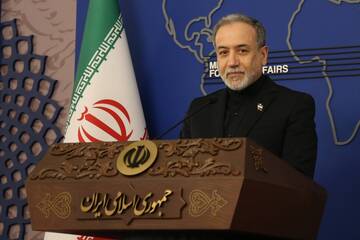 Iran's foreign minister dismantles Trump's claims about negotiations