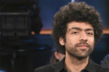 Noah Becker haut Barbara Schöneberger mit Accessoire aus den Socken