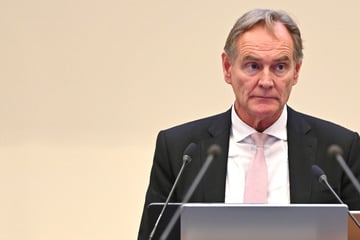 Haushaltskrise bringt OB Jung unter Druck: "Dann müssen Sie Konsequenzen ziehen"
