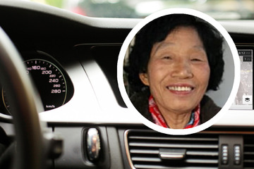 Nach 960 Versuchen: Hartnäckige Frau schafft mit 69 Jahren den Führerschein