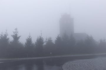 Erste Schneeflocken auf dem Fichtelberg