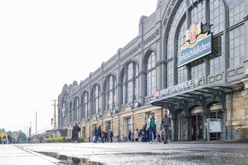 Dresden: Aus dem Nichts: Mann am Dresdner Hauptbahnhof getreten und verletzt!