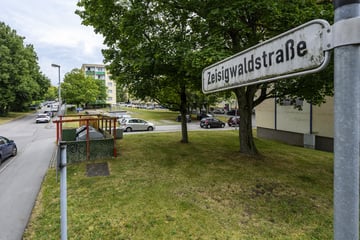 Chemnitz: Streit in Chemnitzer Wohnung eskaliert: Mann will Polizisten schlagen