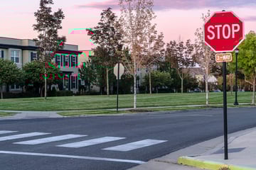 "Werde nicht warten, bis jemand stirbt": Vater baut Kreuzung um - Festnahme!