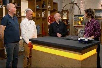 Bares für Rares: Aufregung bei "Bares für Rares": Als Horst Lichter DAS erfährt, ist er tief "erschüttert"