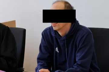 Kinderschänder schreibt Fantasien im Knast nieder: Sechs Monate auf Bewährung