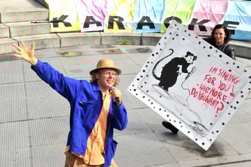 Haste Töne! Wer will heute auf dem Theaterplatz singen?