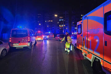Kind durch Kugelbombe lebensbedrohlich verletzt: Teenager angeklagt