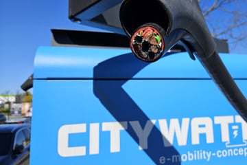 Leipzig: Mann klaut Ladekabel und will mit Fahrrad fliehen - weit kommt er nicht