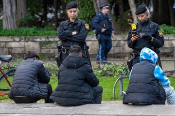 München: Polizei verlängert Einsätze im Alten Botanischen Garten