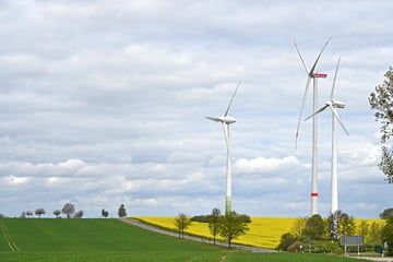 246,6 Meter! Rekord-Windrad in Mittelsachsen setzt sich in Bewegung