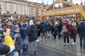 Dresden: Letzter Adventssonntag auf Weihnachtsmärkten: Dresden trotzt der Traurigkeit