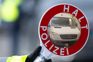 Berlin: Polizei zieht rollenden Schrotthaufen aus dem Verkehr: Mängel sind erschreckend