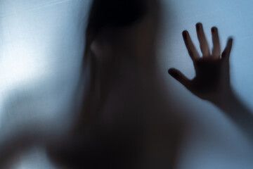 Sie flehte um Gnade und weinte: Frau (†20) wird brutal vergewaltigt, Details schockieren