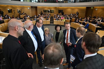 Empörung über Verhalten der AfD im Thüringer Landtag: "Sie betreiben Machtergreifung"