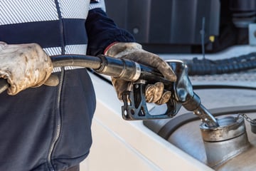 Wegen zu hohem Spritpreis? Diesel-Dieb zapft Sattelzug an