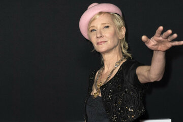 Anne Heche reportedly in critical condition after horrific accident caught on video