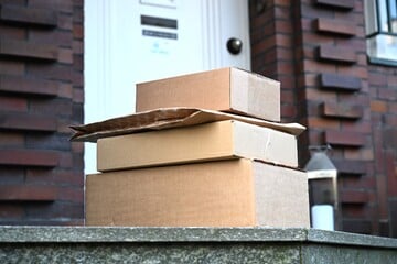 Retoure nicht möglich: Senior flippt aus und verfolgt Paketbotin