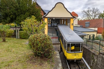 Dresden: Dresdner Standseilbahn: 130 Jahre! Und noch immer ganz modern