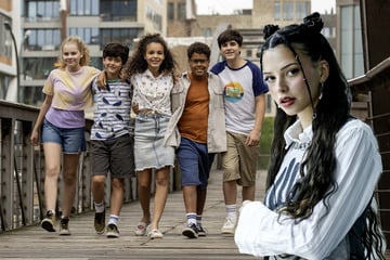 Rapperin Nina Chuba singt Titelsong von Kultserie