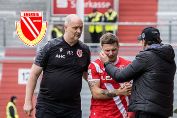 Trainingsschreck in Cottbus! Topspieler schreit laut auf - und wird verletzt abtransportiert