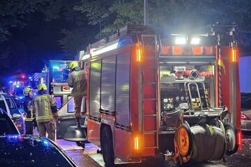 Berlin: Balkon-Brand mitten in der Nacht: Feuerwehr verhindert Schlimmeres