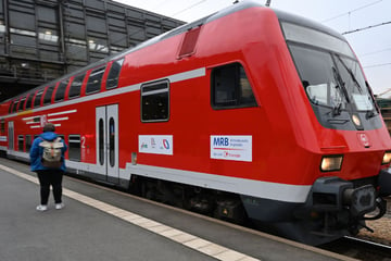 Chemnitz: Defekte Loks, weniger Platz! Chaos auf Bahnstrecke Chemnitz - Leipzig geht weiter