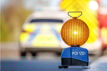 Unfall A20: Reifenplatzer sorgt für Vollsperrung auf A20 – drei Schwerverletzte!