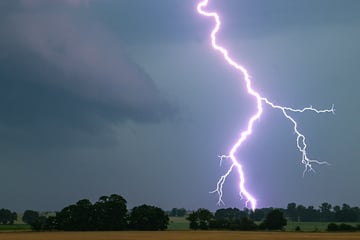 Warnung für Teile von Bayern: Schwere Gewitter und Unwetter im Laufe des Tages