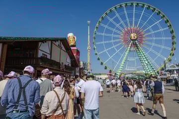 Stuttgart: Besucher-Boom in Stuttgart? So viele lockte es bisher auf den Wasen