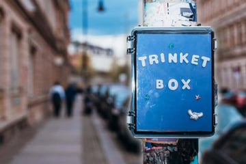 Dresden: "Nimm eins, gib eins": Diese kleine Box zieht plötzlich alle ins Hechtviertel