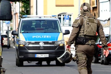 SEK-Einsatz in Unterfranken: Messermann verschanzt sich in Wohnung