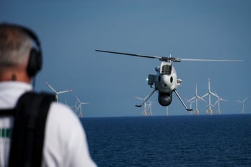 Bundespolizei rüstet auf: Helikopterdrohne überführt erste Übeltäter in der Nordsee und stiftet Verwirrung