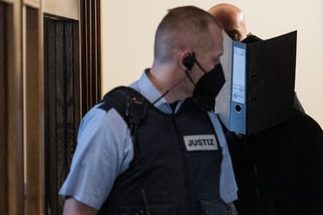 Frau und Kind tot im Rhein in Köln gefunden: Prozess gegen mutmaßlichen Doppelmörder gestartet