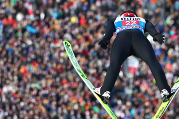 Skisprung-Olympiasieger kündigt Rücktritt an und tritt gegen Trainer nach