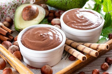 Avocado Mousse au Chocolat: So cremig und gesund kann Dessert sein