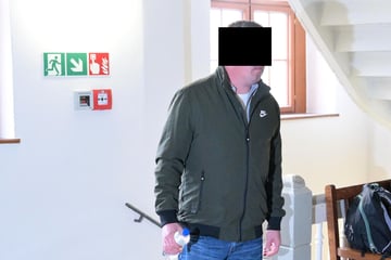 Mann setzt Kumpel in Flammen: Doch ihre Freundschaft wollen sie nicht aufgeben