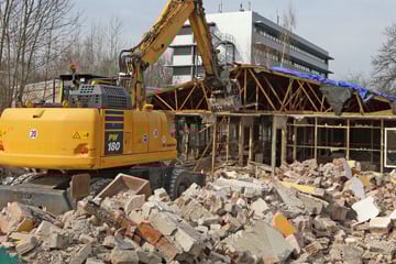 Asbest, Unrat, Berge von Müll: "Regenbogenhaus"-Abriss wird zum Sortier-Puzzle