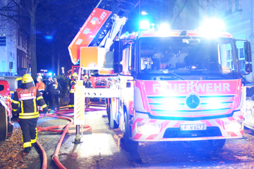 Frankfurt: Wohnungsbrand in Frankfurt: Feuerwehr findet tote Person