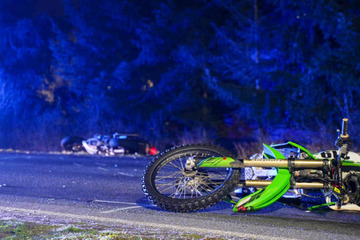 Biker stirbt nach Unfall mit anderem Motorrad: War Todesfahrer ohne Licht unterwegs?