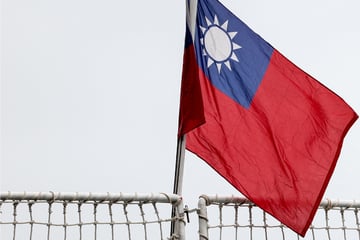 Powerful earthquake rocks Taiwan's northeastern coast