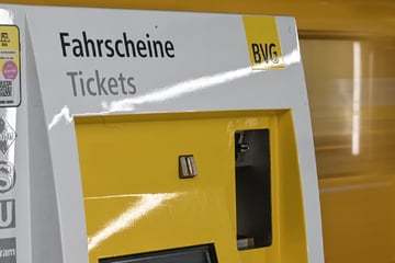 Berlin: Preis-Hammer zum Jahreswechsel: Bus- und Bahnfahren wird deutlich teurer